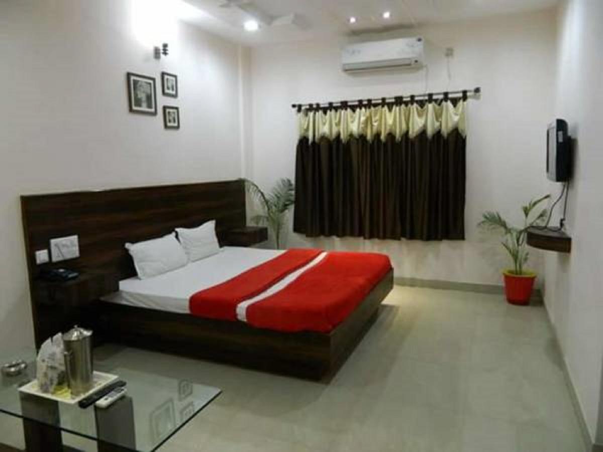 Hotel Alka Palace Durg Ngoại thất bức ảnh